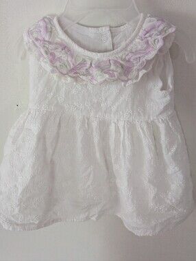 Infant White/Lavender Sleeveless Cotton Dress with Ruffle Collar